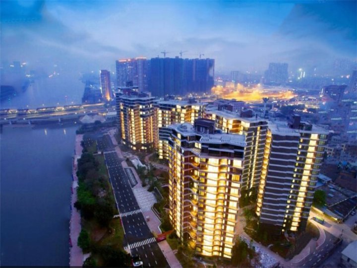鹅潭湾