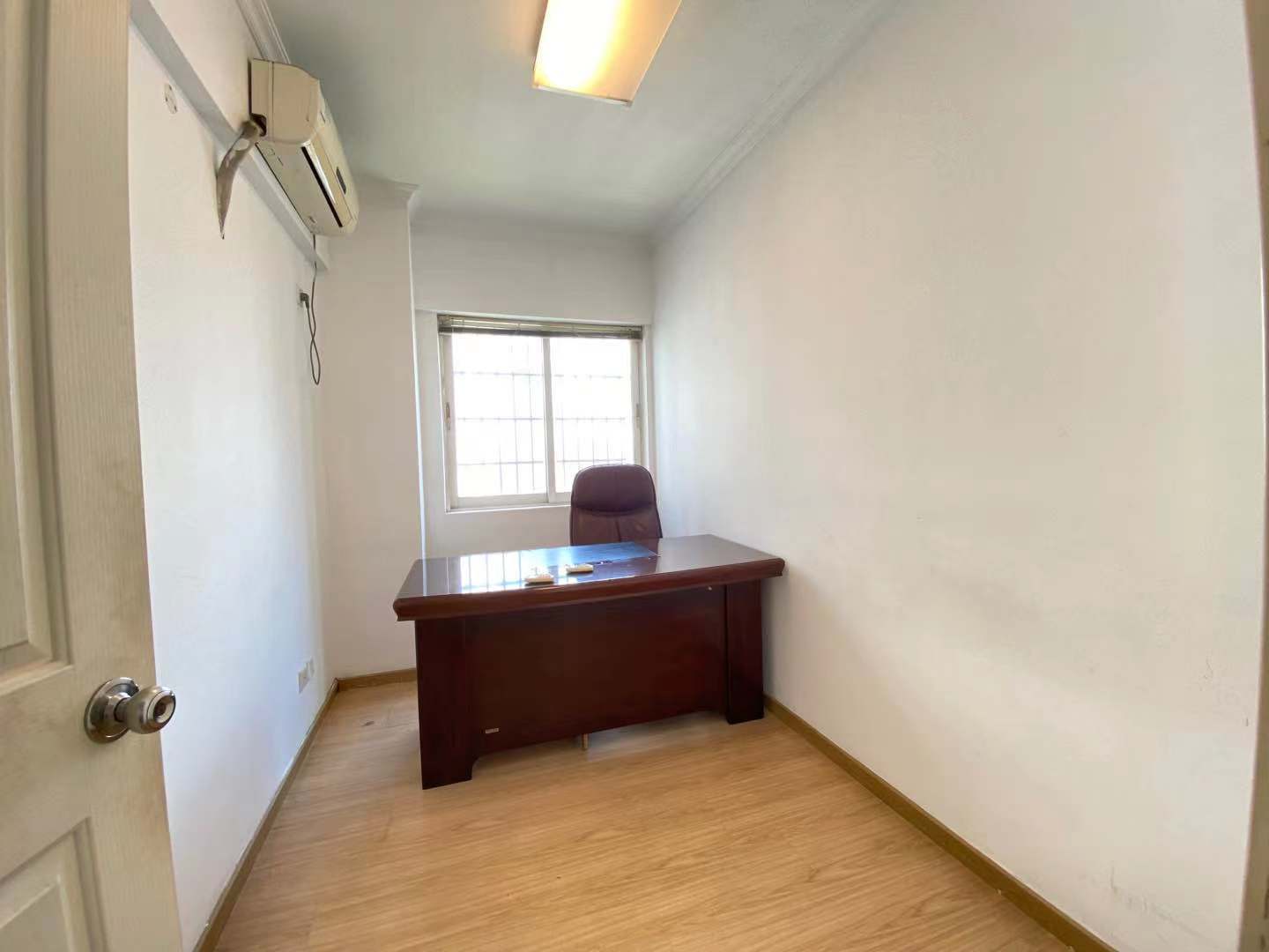 天河北 鸿翔大厦 南向大三房 华标广场旁 龙口西小学 近华师 二手房