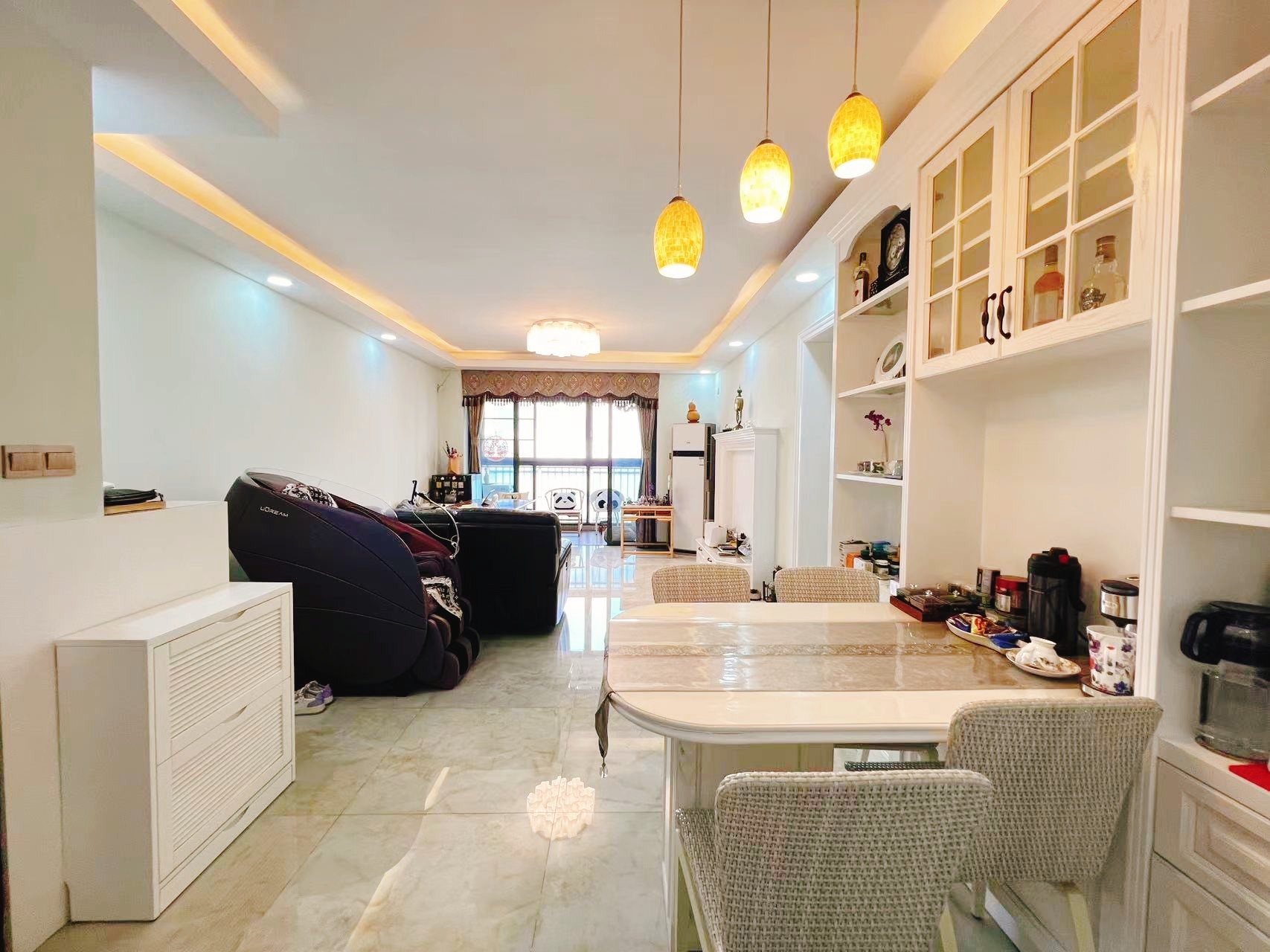 天河北 超新楼龄小区保利中宇 南向精装大三房 户型好总价低 二手房