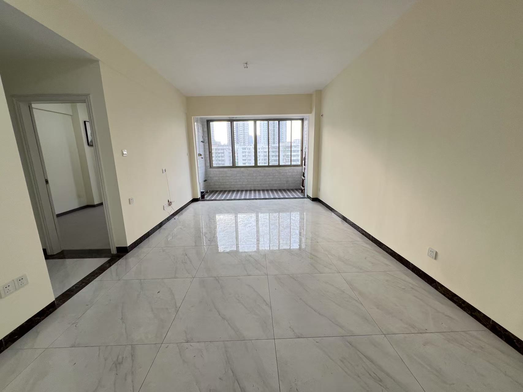 天河北 龙口西 嘉怡花苑 双地铁 大三房 厅出阳台 花园小区 二手房