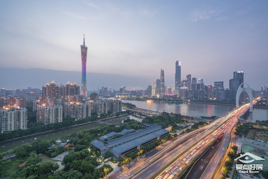 龙湖江景.jpg 龙湖江景.jpg