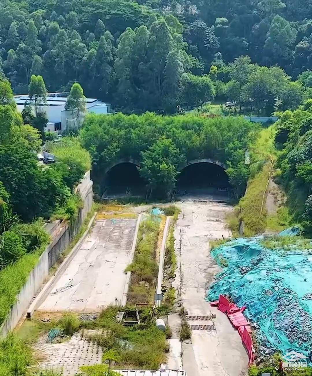 火山内图.jpg 火山内图.jpg